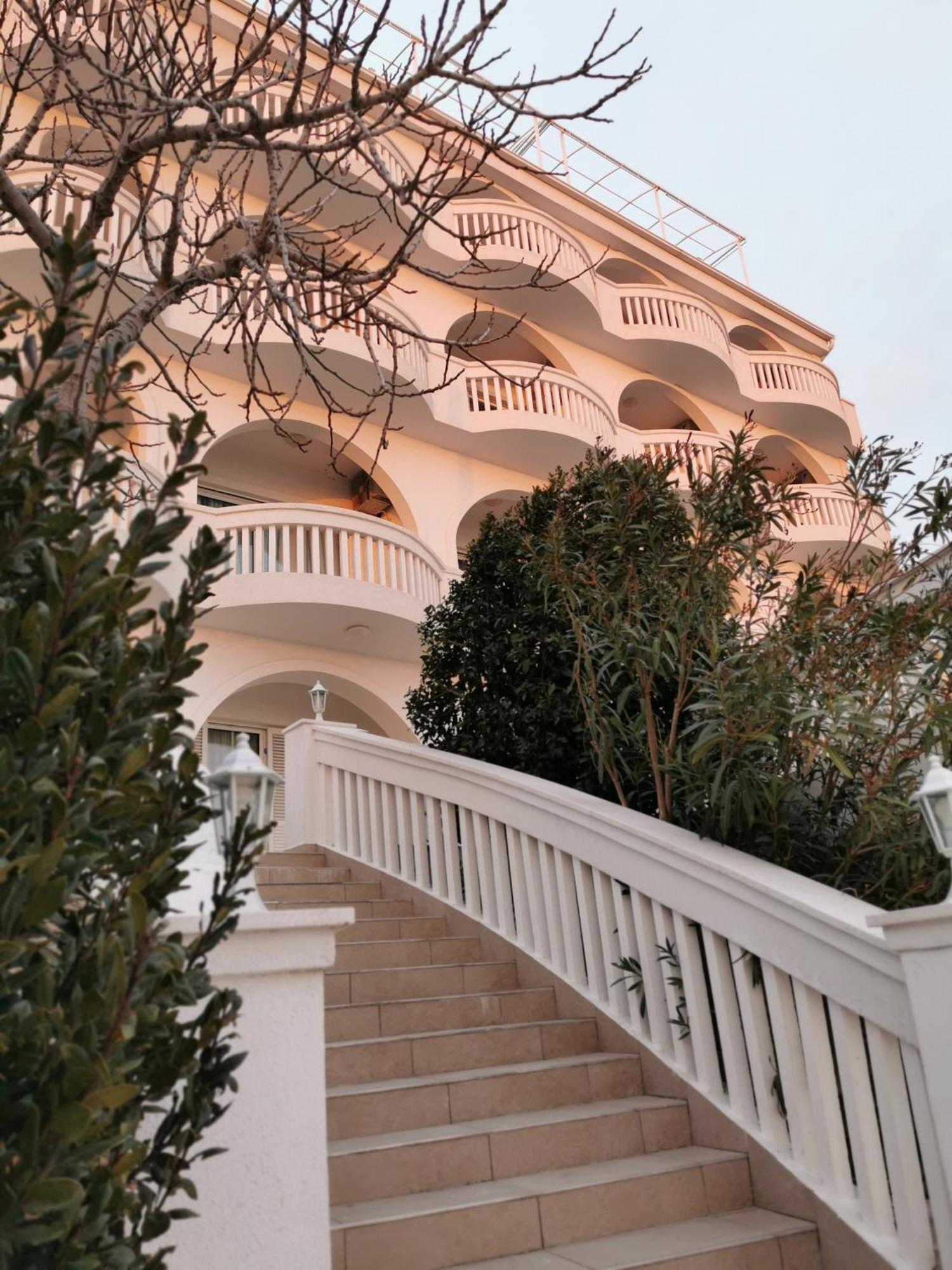 Bellevue Hotel 4*